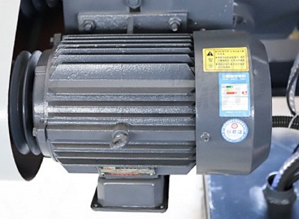 江汉双立柱带锯床产品质量可靠 江汉双立柱带锯床产品质量可靠