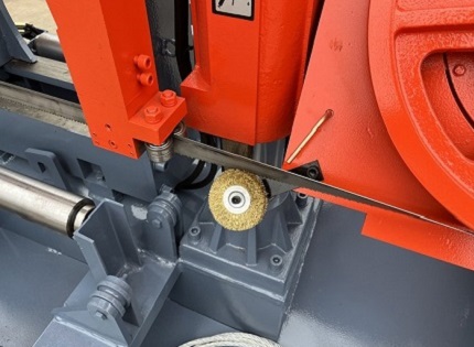 江汉双立柱带锯床使用寿命长久 江汉双立柱带锯床使用寿命长久