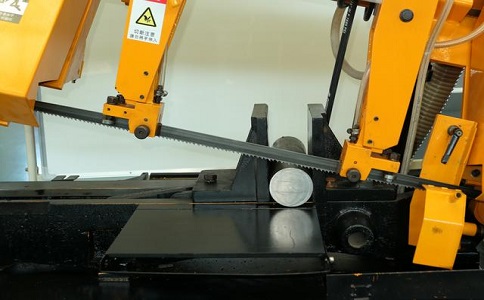 西秀数控带锯床自动送料精度会出现偏差吗? 西秀数控带锯床自动送料精度会出现偏差吗?